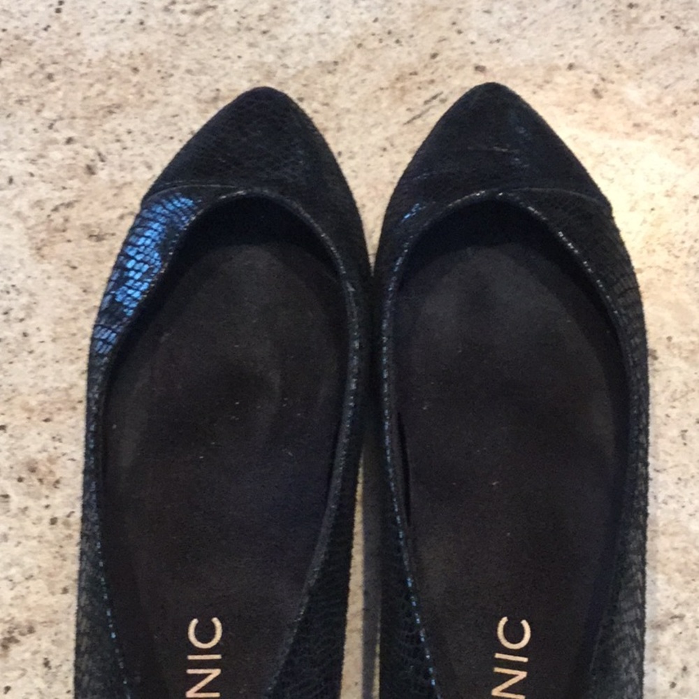 Vionic flats - Picture 3 of 3